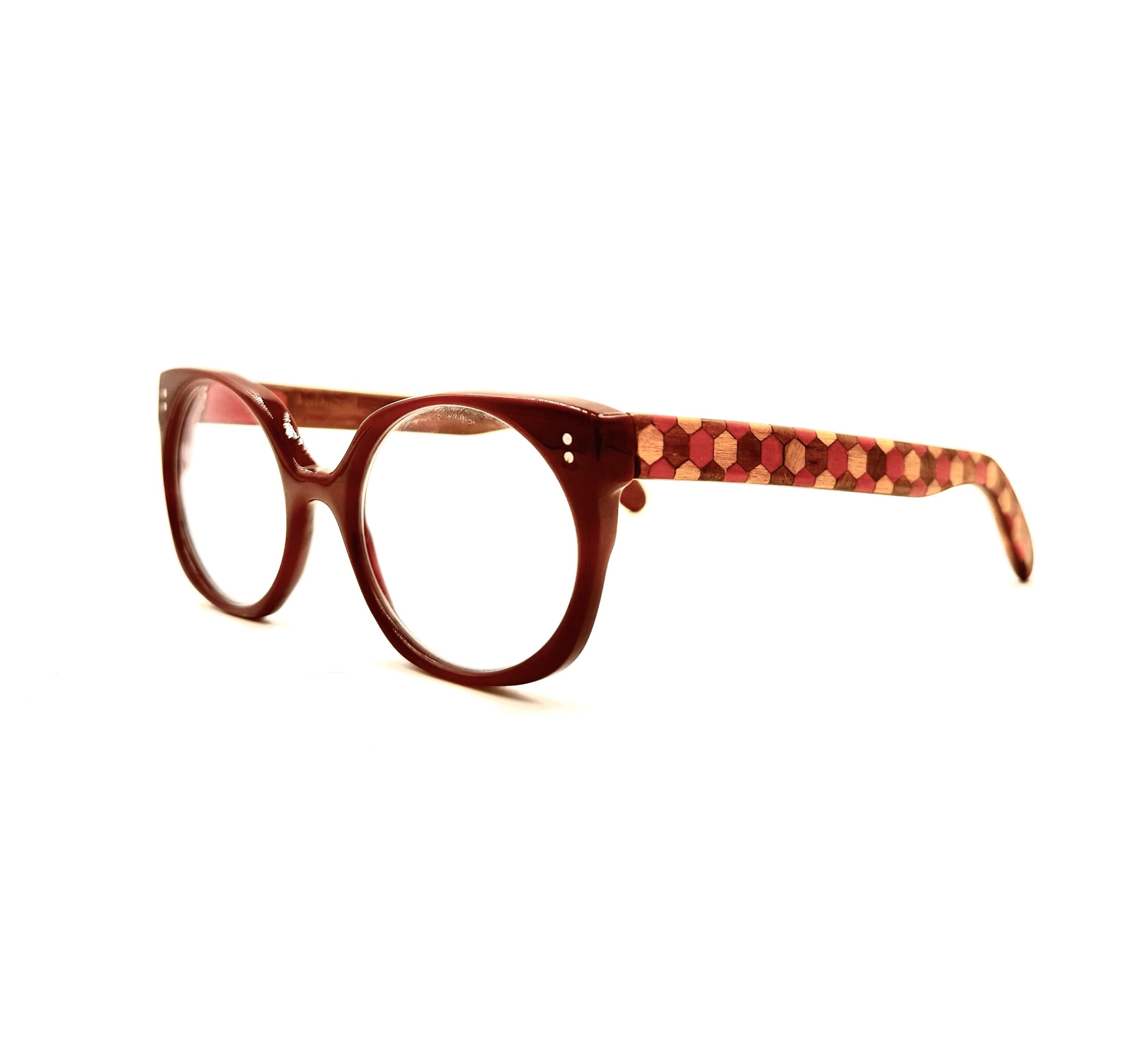 Roubia lunettes femmes acétate. Solides, légères et confortables nos lunettes VDS sont uniques.
