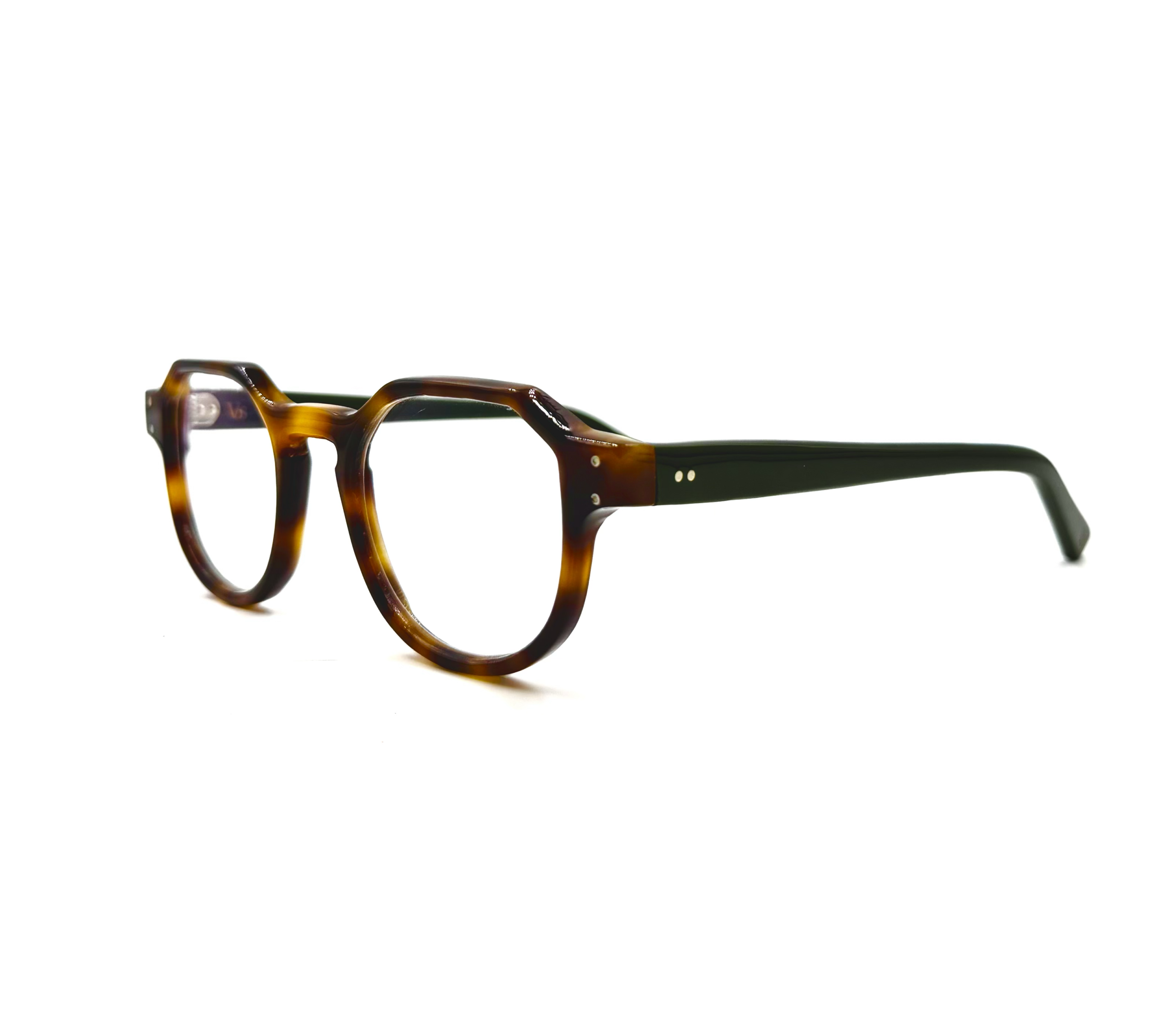 Saissac lunettes homme en acétate. Solides, légères et confortables nos lunettes VDS sont uniques.